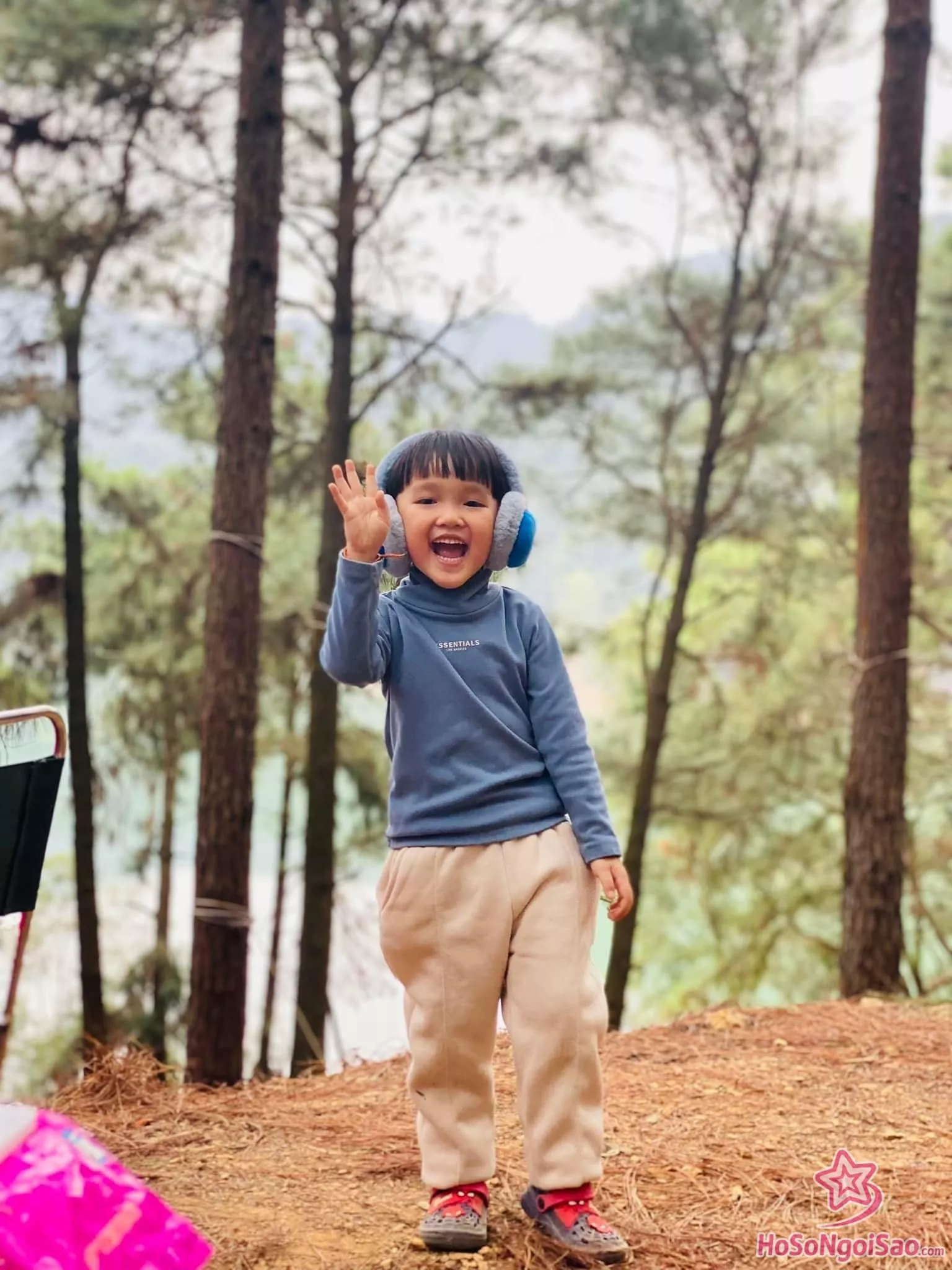 Em bé chất