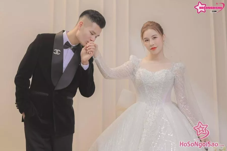 Hải Idol chính thức về chung một nhà với người vợ xinh đẹp