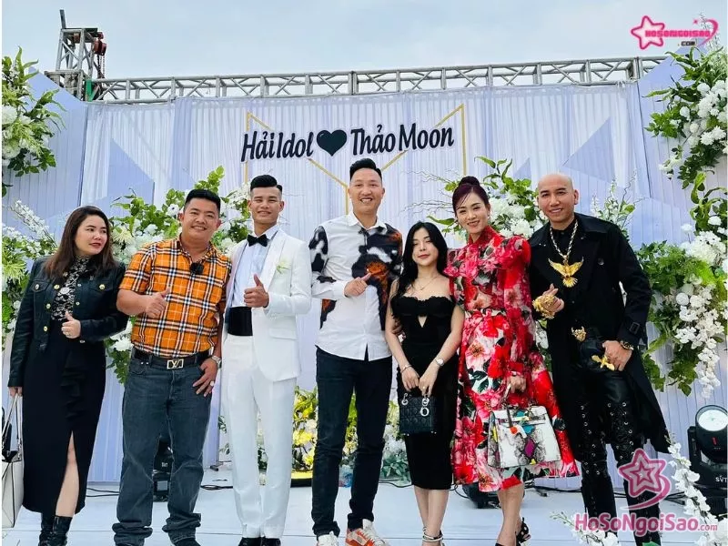 Huấn Hoa Hồng - Phú Lê - SaPa TV đến chúc mừng ngày vui của Hải Idol