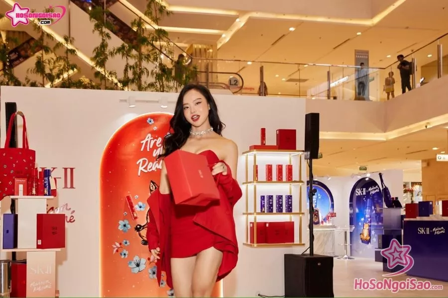 Hình ảnh nữ Hoa hậu xinh đẹp Kiều Ngân