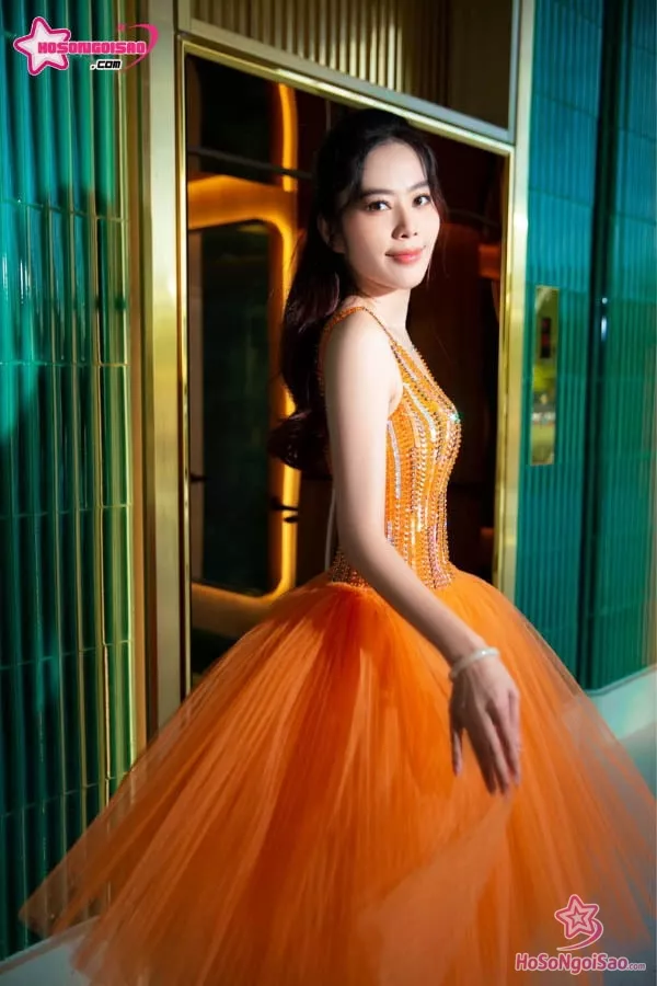 Nam Em thông báo đã trả tiền mẹ nuôi