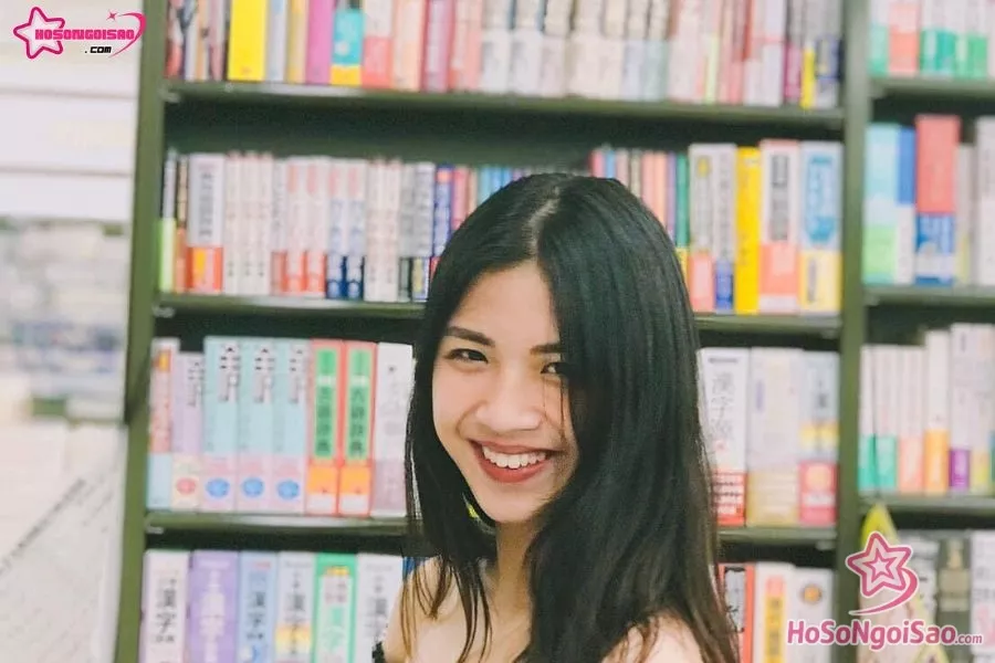 Hình ảnh chân dung hot girl ống nghiệm Phạm Tường Lan Thy
