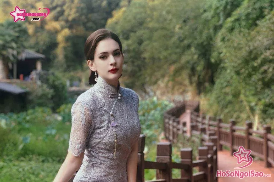 Annie Đường Bá Hổ
