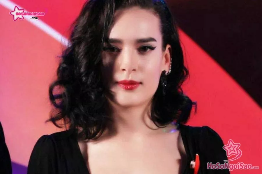 Annie Đường Bá Hổ