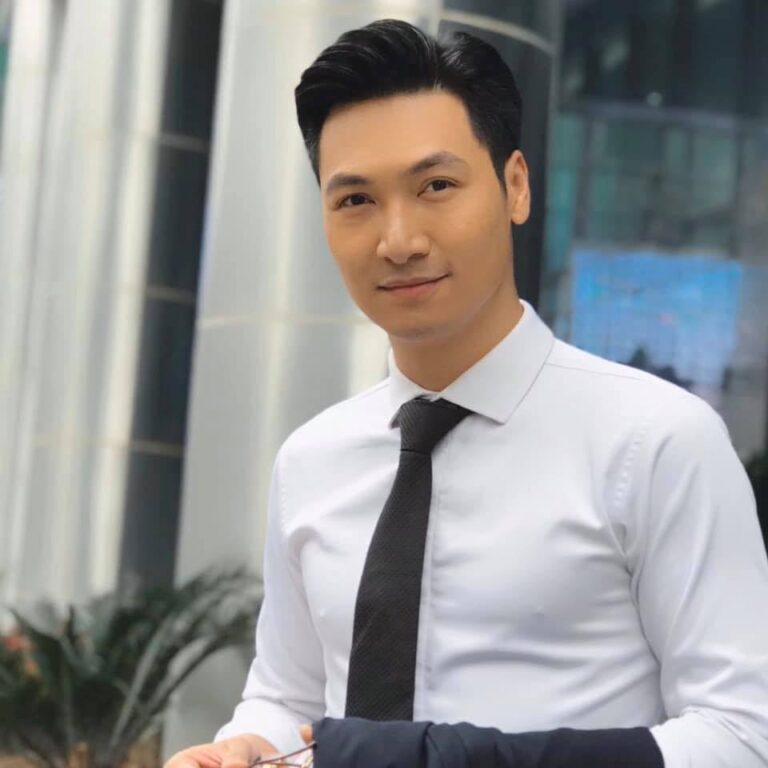 Mạnh Trường: Hành Trình Nghệ Thuật và Những Dấu Ấn Đáng Nhớ