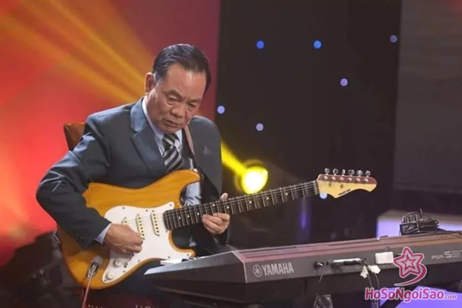 NSND Thanh Hải là tay đàn tài hoa của sân khấu cải lương