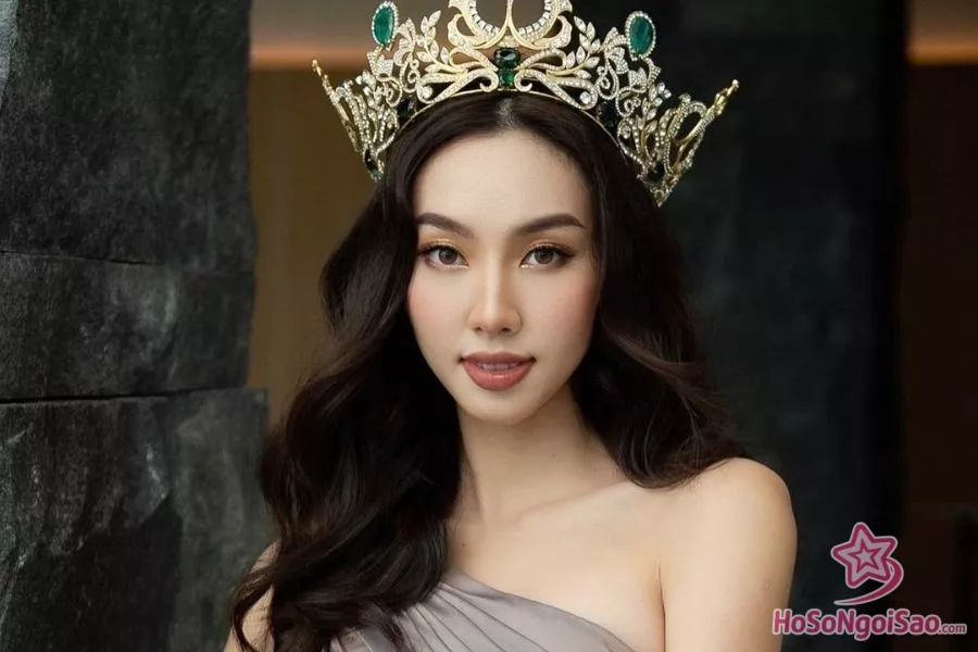 Sen Vàng xác nhận cắt hợp đồng với Thùy Tiên sau một ngày khi thông tin cô bị bắt được công bố