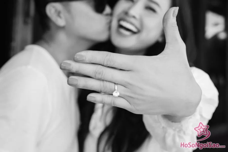 Dương Mỹ Linh kết hôn sau 4 năm yêu kín tiếng với chồng doanh nhân hơn cô 11 tuổi