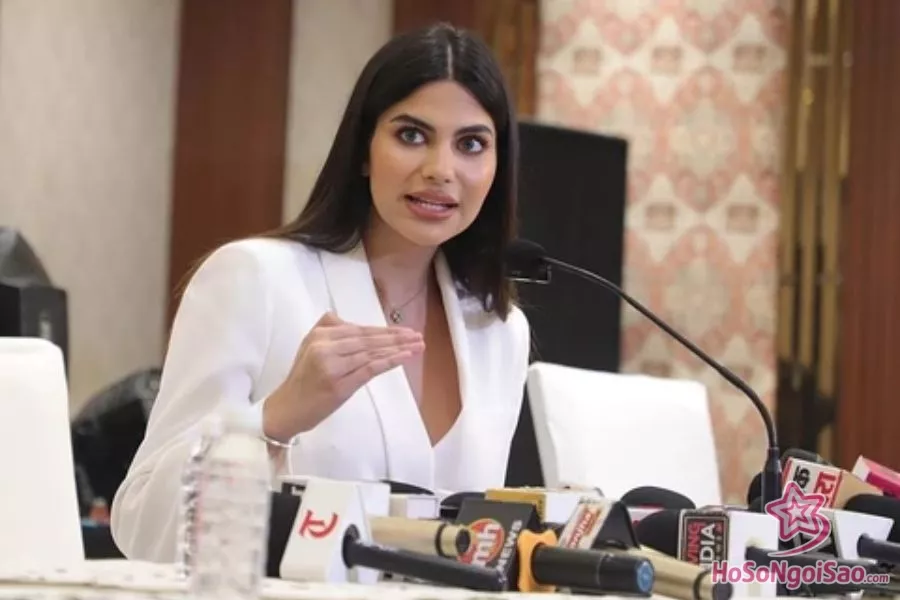 Hoa Hậu Rachel Gupta tổ chức họp báo lên tiếng lí do từ bỏ vương miện Miss Grand International 2024