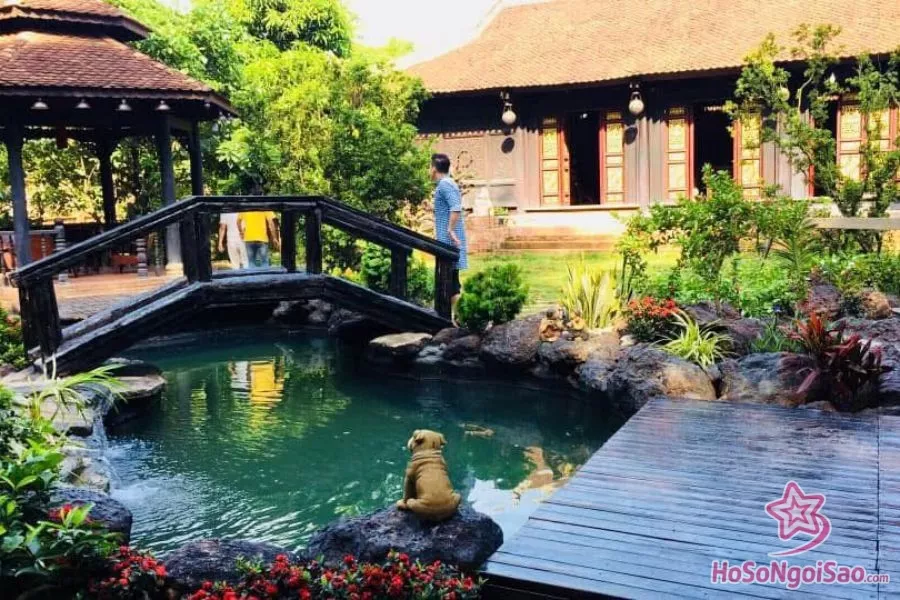 Khuôn viên rộng lớn của biệt phủ tại Đồng Nai