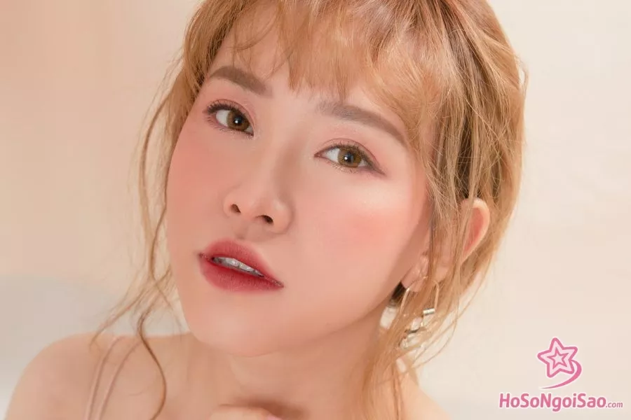 Những chia sẻ của Bảo Uyên đã tạo nên hai luồng ý kiến trái chiều