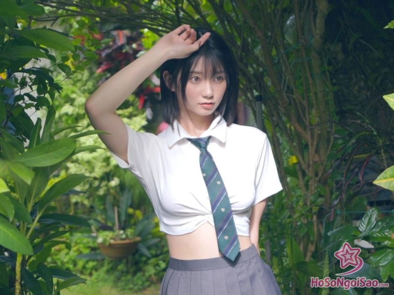 Kanna Seto Từ Nhân Viên Cửa Hàng Tiện Lợi Đến "Hot Girl Ngàn Năm Có Một"