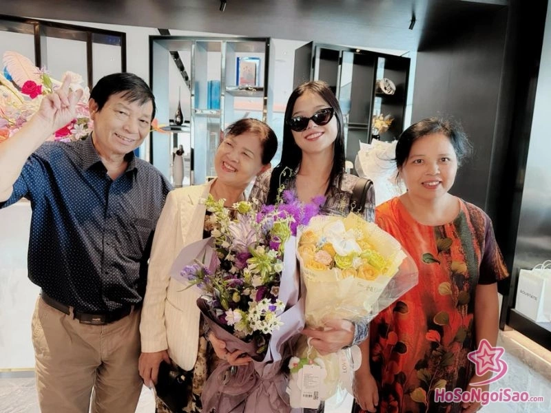 Suni Hạ Linh thời thơ ấu và gia đình
