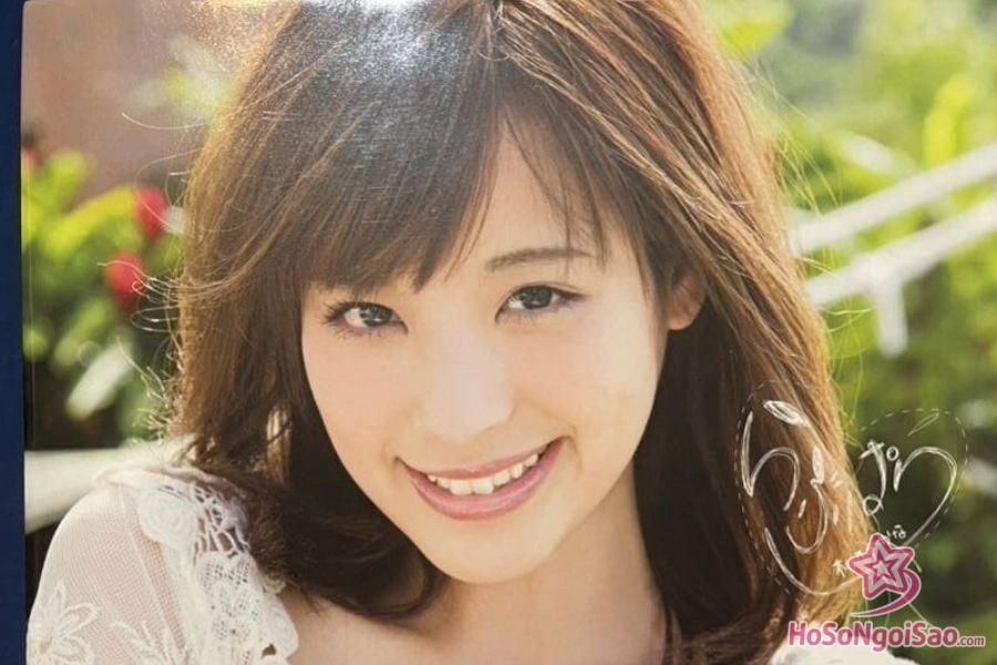 Banner Kana Momonogi
