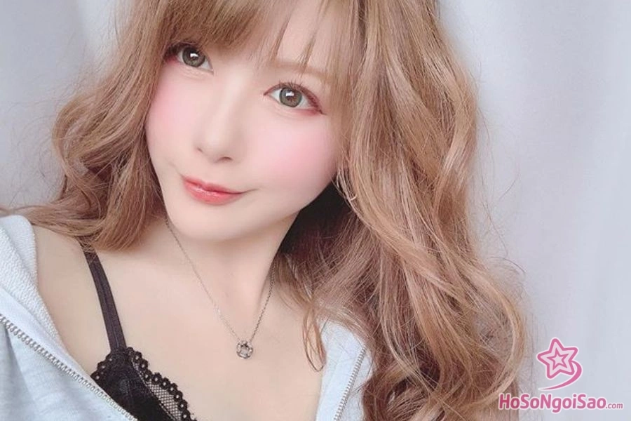 Banner Minami Aizawa