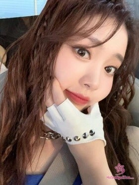 Người mẫu, influencer, nhân vật mạng xã hội     