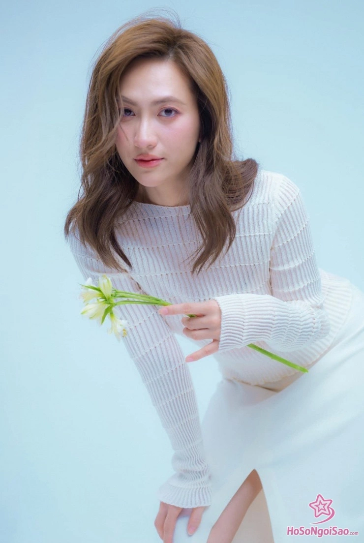 Phương Anh Đào: Chặng Đường Sự Nghiệp và Những Cột Mốc Đáng Nhớ