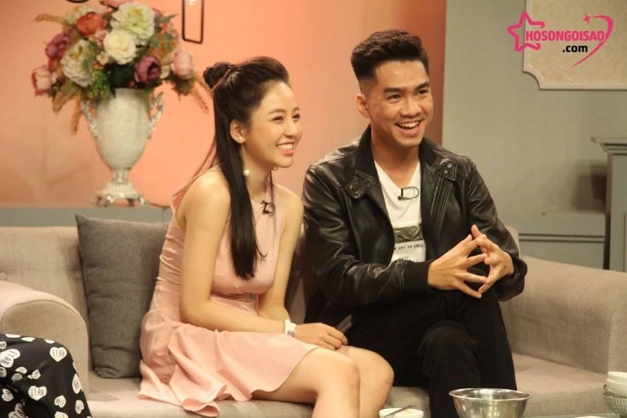 scandal hen ho voi streamer pew pew de kiem fame Trâm Anh: Nhan Sắc, Tài Năng Và Những Ồn Ào Từng Trải Qua Scandal hẹn hò với streamer Pew Pew để kiếm fame