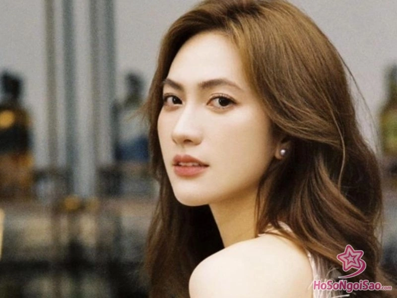 tieu su va buoc dau su nghiep cua phuong anh dao Phương Anh Đào: Chặng Đường Sự Nghiệp và Những Cột Mốc Đáng Nhớ Tiểu Sử Và Bước Đầu Sự Nghiệp Của Phương Anh Đào