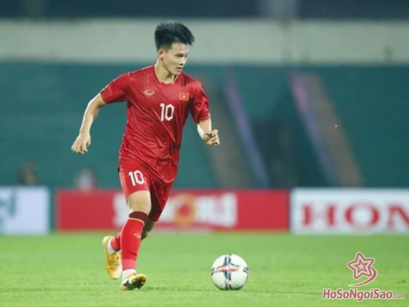 gioi thieu ve nguyen thanh nhan Nguyễn Thanh Nhàn: Hành Trình Cầu Thủ Triển Vọng Của Bóng Đá Việt Nam Giới Thiệu Về Nguyễn Thanh Nhàn