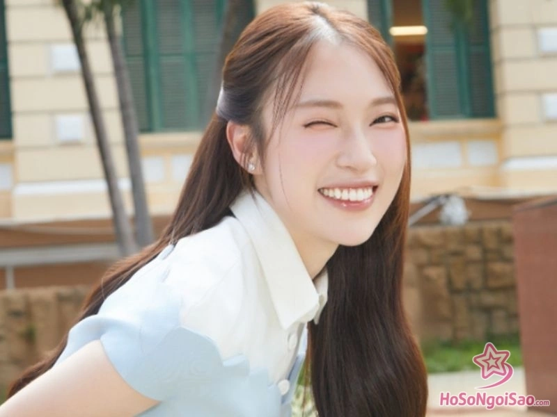 tai sao khanh vy lai thanh cong en vay Khánh Vy: Từ "Hot Girl 7 Thứ Tiếng" Đến Biểu Tượng Truyền Cảm Hứng Toàn Năng Tại sao Khánh Vy lại thành công đến vậy