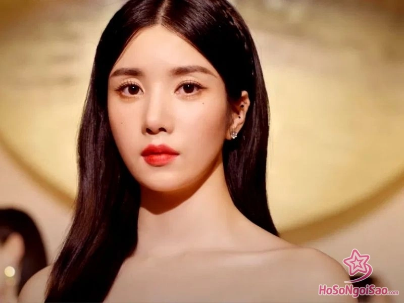 tieu su va quyet tam theo duoi am nhac cua kwon eunbi Kwon Eunbi: Hành Trình Từ "Nàng Thỏ" IZ*ONE Đến Ngôi Vị "Nữ Hoàng Mùa Hè" Thế Hệ Mới Tiểu Sử Và Quyết Tâm Theo Đuổi Âm Nhạc Của Kwon Eunbi