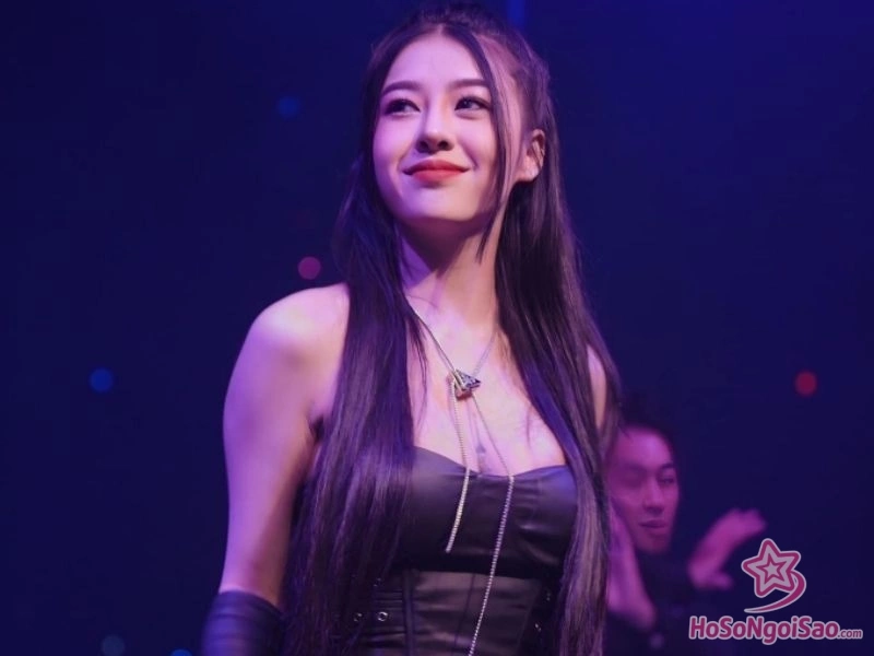 su nghiep am nhac cua hana cam tien Hana Cẩm Tiên Là Ai? Giải Mã "Hiện Tượng Âm Nhạc" Triệu View Miền Tây Sự Nghiệp Âm Nhạc Của Hana Cẩm Tiên