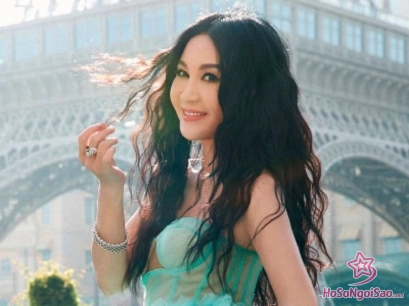 su nghiep dien anh cua on bich ha Ôn Bích Hà: "Bông Hồng Lửa" Gợi Cảm Và Hành Trình Nhan Sắc Bất Tận Sự nghiệp điện ảnh của Ôn Bích Hà