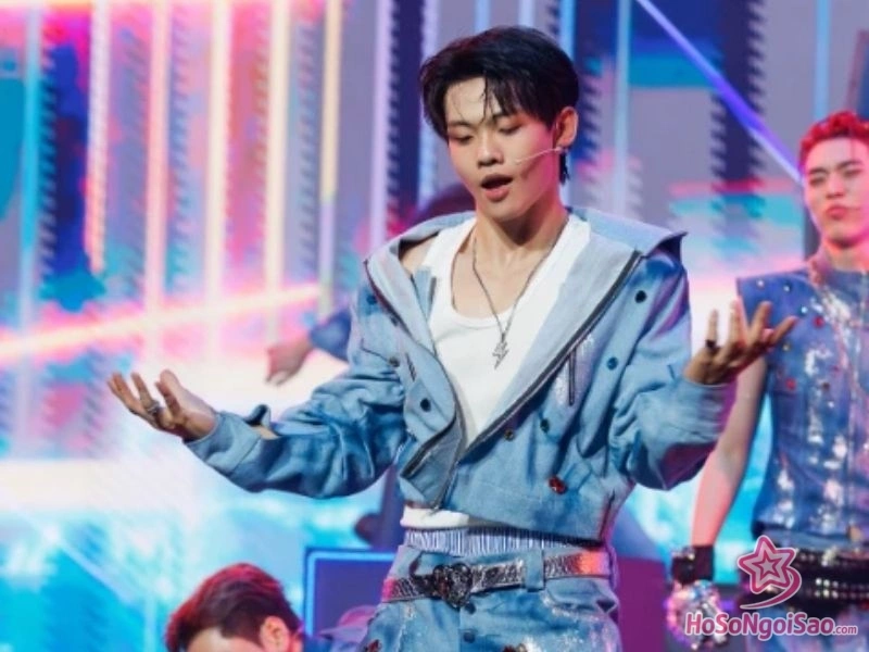 hanh trinh tai anh trai say hi mua 2 Jaysonlei: Từ "Chàng Trai Hoang Dã" Đến Ngôi Sao Giải Trí Thế Hệ Mới 2026 Hành Trình Tại Anh Trai Say Hi Mùa 2