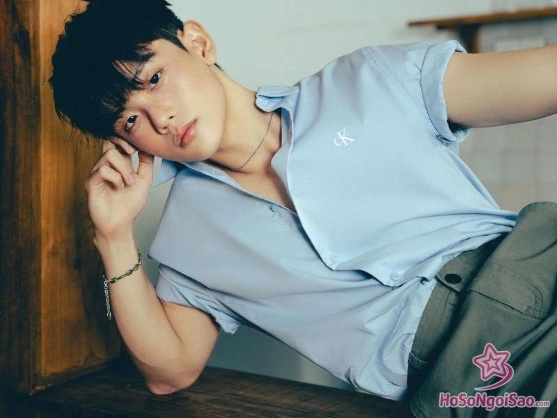 qua khu hoang da va tinh cach mo hon day duyen dang Jaysonlei: Từ "Chàng Trai Hoang Dã" Đến Ngôi Sao Giải Trí Thế Hệ Mới 2026 Quá Khứ "Hoang Dã" Và Tính Cách "Mỏ Hỗn" Đầy Duyên Dáng