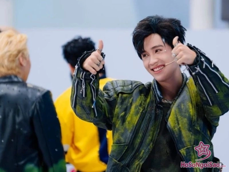 tom tat ly lich va tieu su ca si ryn lee Ryn Lee Là Ai? Tiểu Sử Và Sự Nghiệp Em Trai Quang Hùng MasterD Tóm Tắt Lý Lịch Và Tiểu Sử Ca Sĩ Ryn Lee