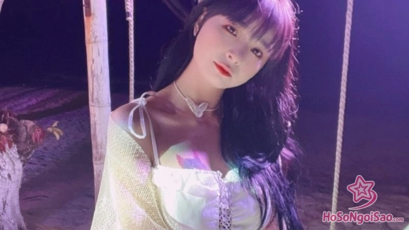meo 2k4 la ai ho so chi tiet cua co meo genz Mèo 2k4: Hành Trình Từ Nữ Streamer Liên Quân Đến "Ngôi Sao Đa Năng" Của Giới Trẻ Mèo 2k4 là ai? Hồ sơ chi tiết của "Cô Mèo" GenZ