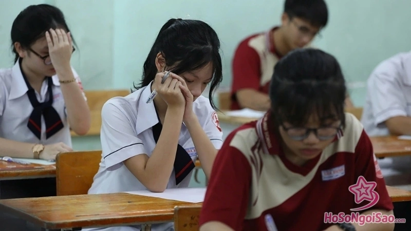 de van nam nay duoc khen vi cham gu cong nghe “Steve Jobs Việt Nam” là gì mà khiến đề Văn THPT 2026 gây bão? Đề Văn năm nay được khen vì “chạm gu công nghệ”