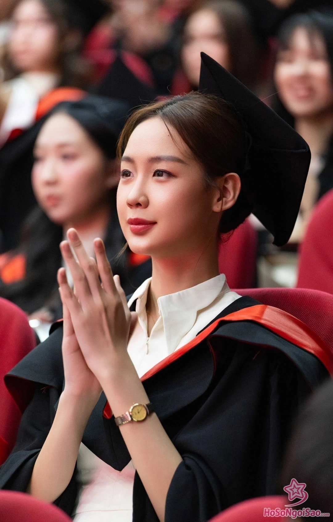 hoc van cua le nguyen bao ngoc Lê Nguyễn Bảo Ngọc là ai? Profile đại diện Việt Nam tại Miss World 2026 Học vấn của Lê Nguyễn Bảo Ngọc
