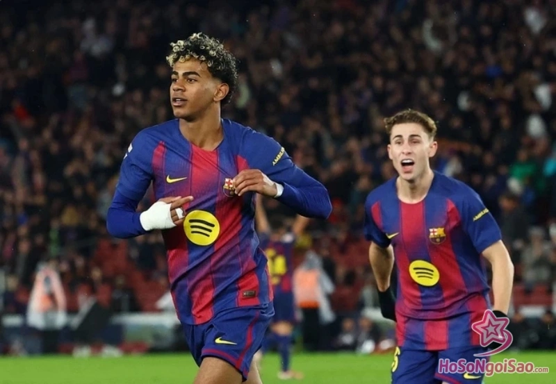 lamine yamal 1 Lamine Yamal là ai? Tiểu sử, sự nghiệp và đời tư thần đồng Barcelona Lamine Yamal