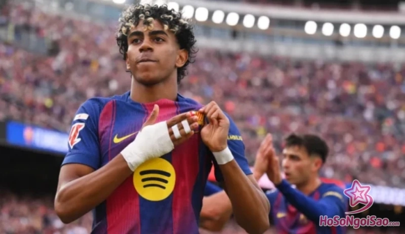 lamine yamal 3 Lamine Yamal là ai? Tiểu sử, sự nghiệp và đời tư thần đồng Barcelona Lamine Yamal