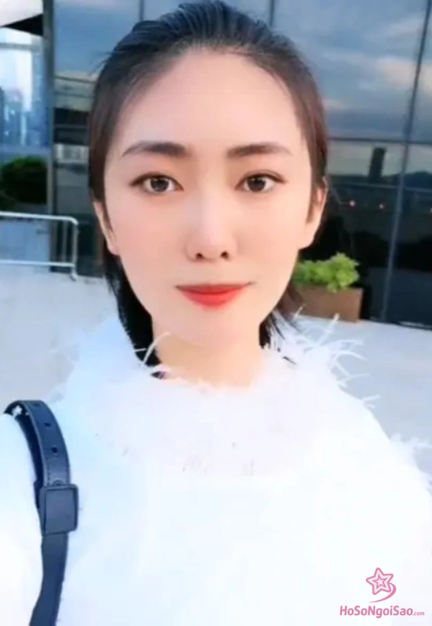 tong tran tran to dieu gi Tống Trân Trân là ai? Mỹ nhân họ Tống tung video thân mật với chủ tịch hơn 26 tuổi GÂY BÃO mạng xã hội Tống Trân Trân tố điều gì